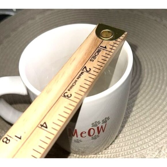 Cat Lovers White Stoneware Coffee Mug With Red Pattern Cat & Meow Design 3.5" Ta - Picture 6 of 6